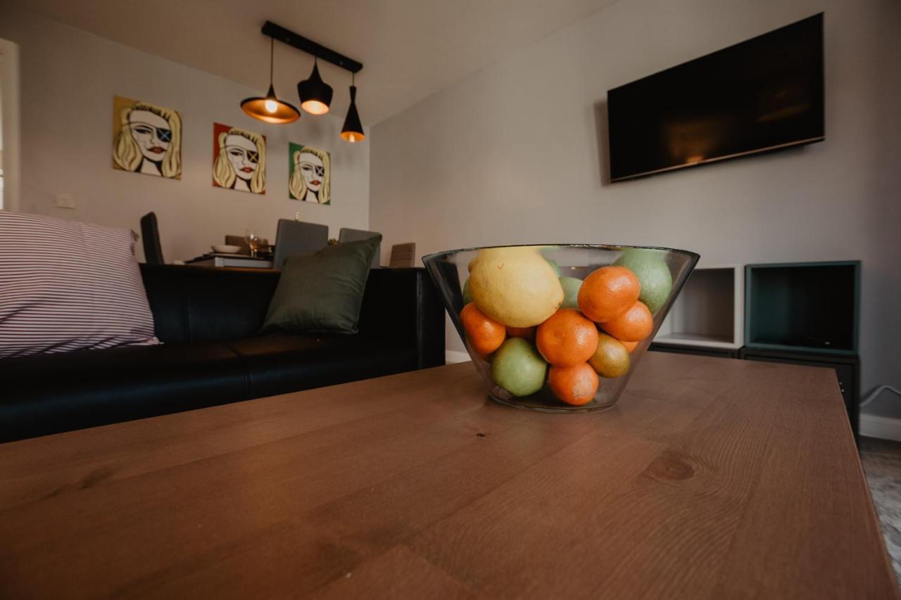 Coyle House, 3 Bed,Corby, Super Kings Or Twins, Driveway, Free Wi-Fi, Corporates Welcome Екстериор снимка